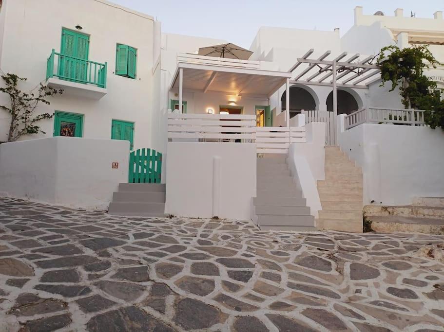 The Minty Door Boutique House Villa Náousa Buitenkant foto